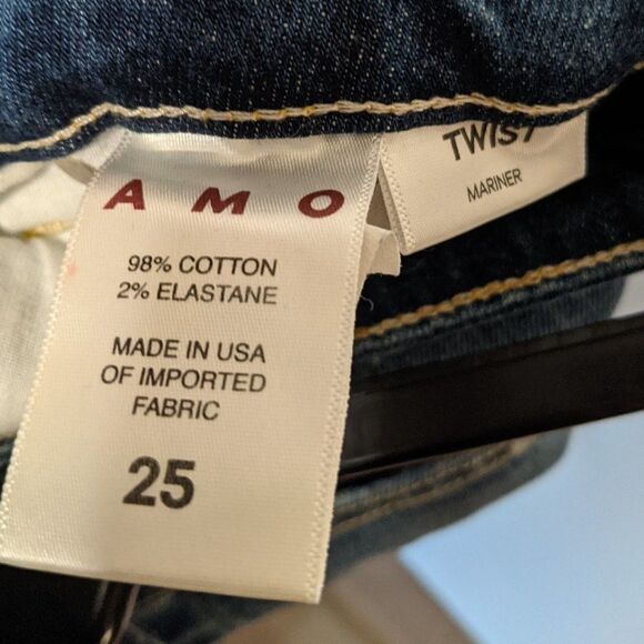 Amo | Twist Mid-Rise Skinny Cropped Jeans - Picture 5 of 7